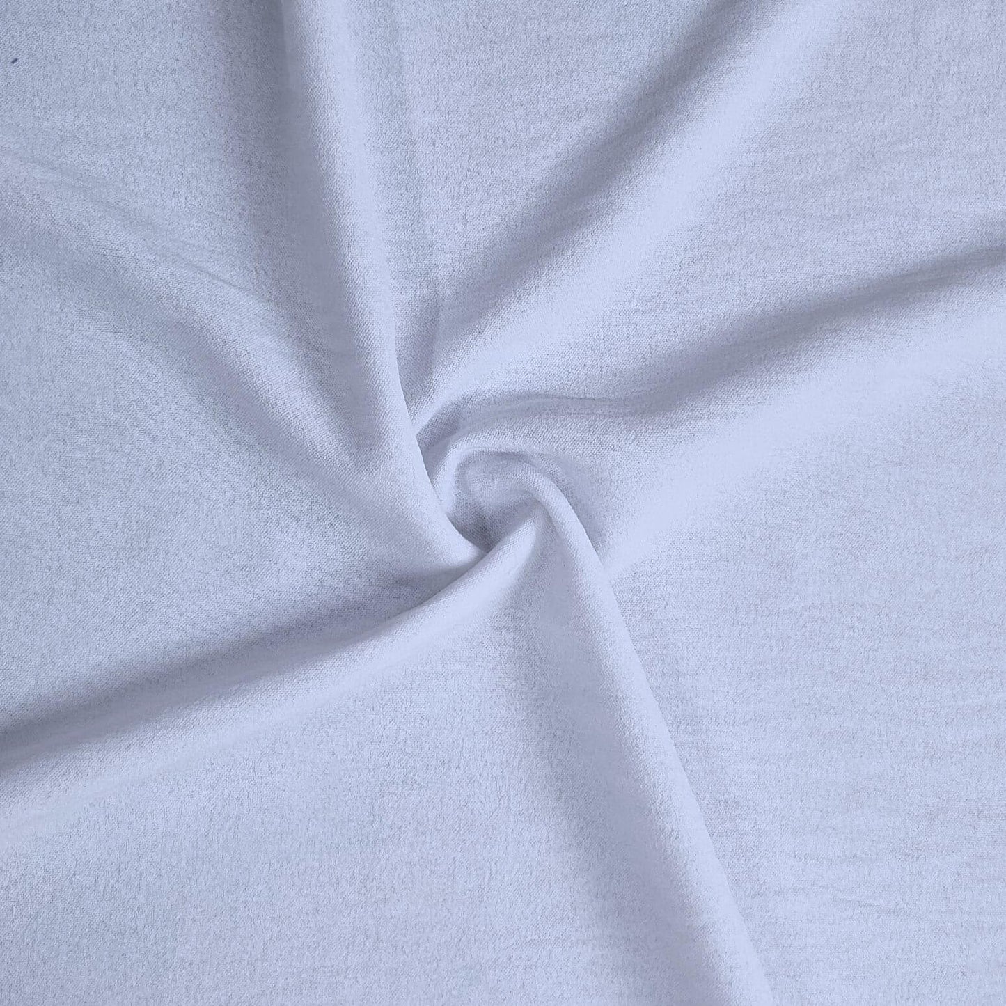 Lightweight Polyester Fabric – B52