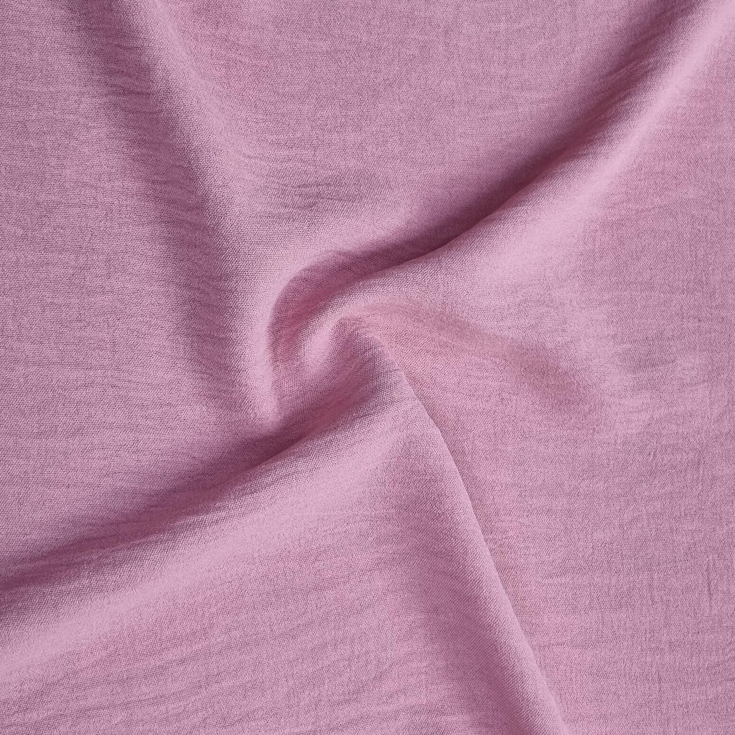 Lightweight Polyester Fabric – B52