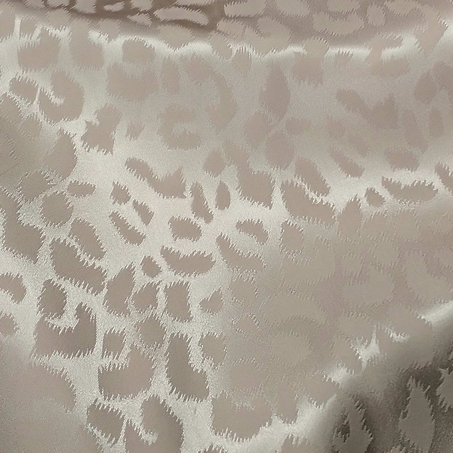  Satin Fabric Featuring Leopard Print In Beige