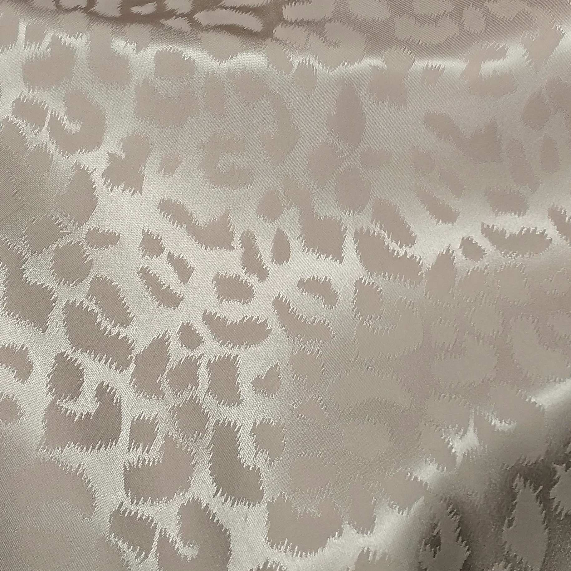  Satin Fabric Featuring Leopard Print In Beige